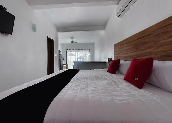 Hotel Bungalows Sotelo Zihuatanejo